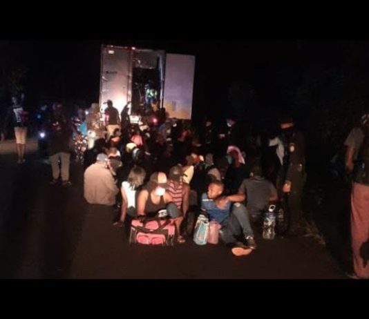 126 migranter reddet fra konteiner i Guatemala