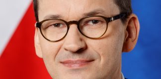 Polens statsminister roser privatpersoner som hjelper flyktningene