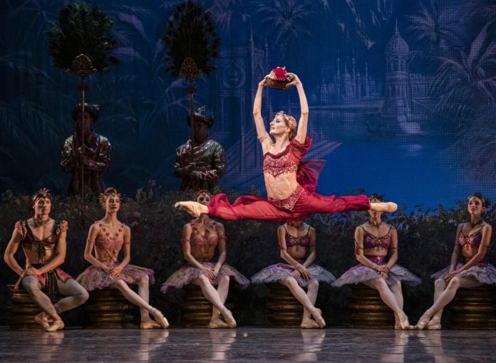 la-bayadere-2019-foto-erik-berg-08