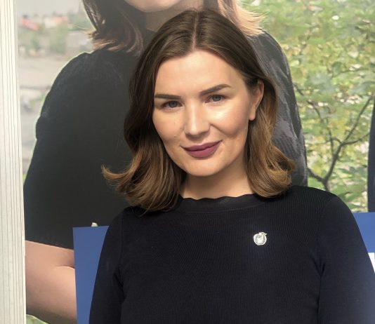 Frp-topp i Oslo trekker seg