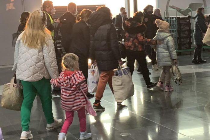 03_ukraine-refugees-from-moldova-arriving-in-frankfurt_iom-sabinelehmann