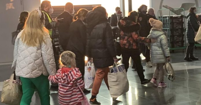 03_ukraine-refugees-from-moldova-arriving-in-frankfurt_iom-sabinelehmann