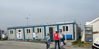 Romania: Barnefamilier strømmer fortsatt over grensene