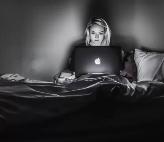 Samtalen om porno gir barna et fundament til å møte den brutale virkeligheten | Adel Khan Farooq