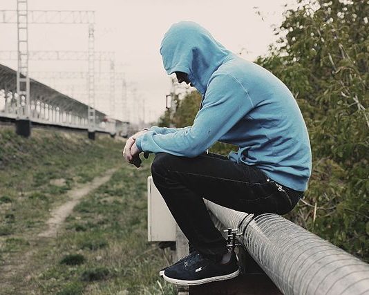 Ensomme og fattige menn ingen bryr seg om | Sylo Taraku