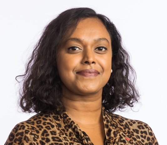 Kamzy Gunaratnam trekker seg: Et symptom på et større demokratisk problem | Assad Nasir