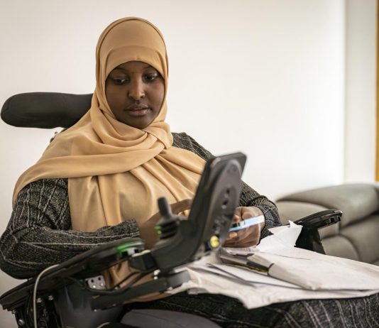 Habibo må være liggende i senga med bleie for å spare BPA-timene til skolen