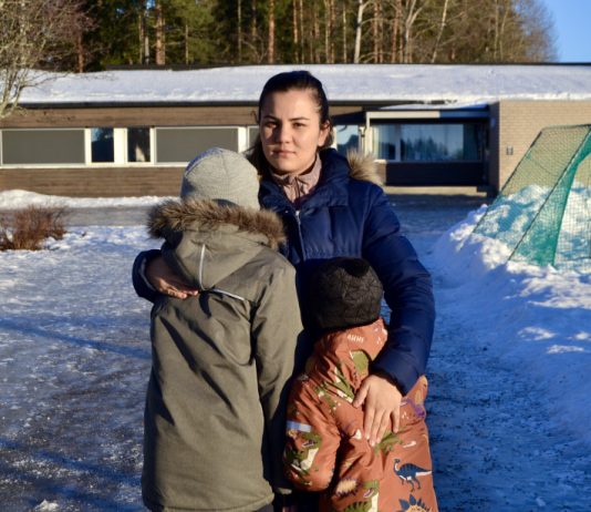 Nei til utvisning av langtidsboende innvandrere. Barnets beste må være avgjørende