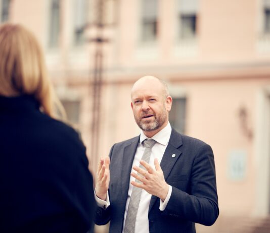 Rapport: Norge gjør for dårlig jobb med å gi ukrainere jobb