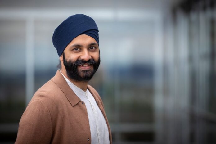 singh1004.jpg
