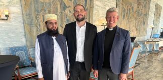Religiøse ledere samlet til fredsmarkering i Oslo rådhus