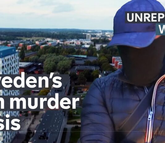 Utsetter drapssak etter anklager om forskjellsbehandling
