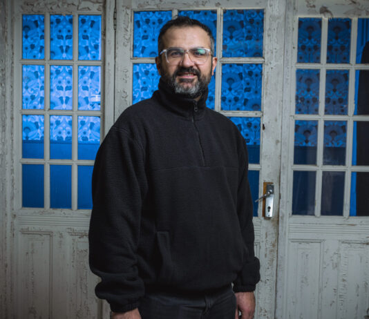 Galvan Mehidi klar med ny standup