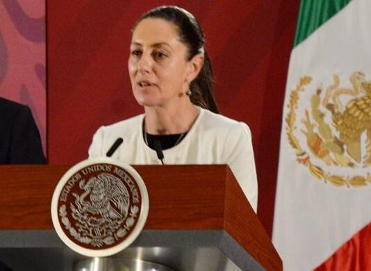 L.A-protester: Sheinbaum ber USA behandle migranter med respekt