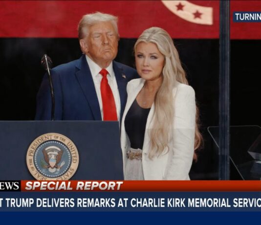 Trump blant talerne under minneseremoni for Charlie Kirk