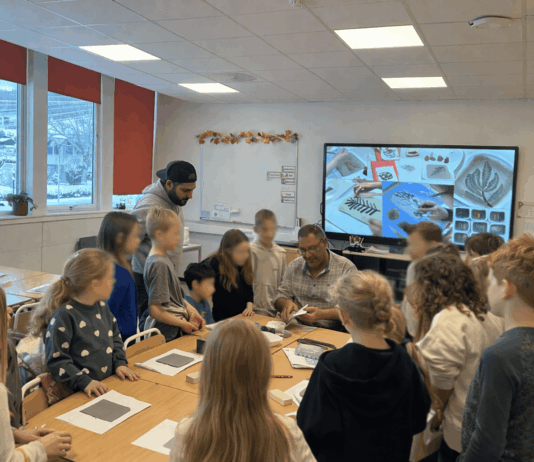 Regjeringen lover bedre lesing – men flerspråklige elever er knapt nevnt