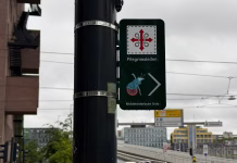 Nye gateskilt i Oslo viser retningen mot islams helligste by