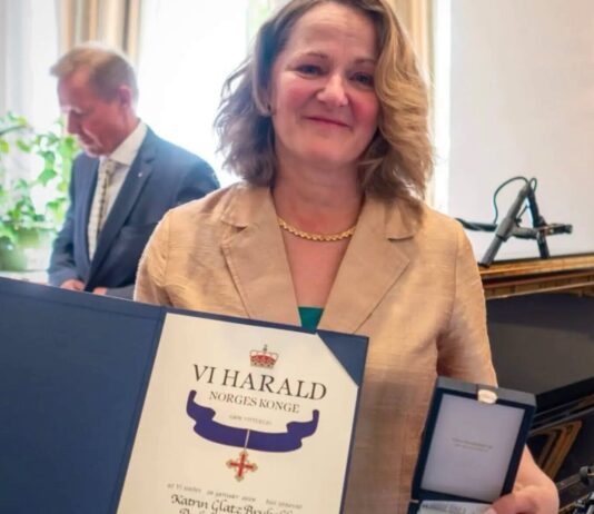 Psykolog Katrin Glatz Brubakk hedret med Kongens Fortjenstorden Katrin Glatz Brubakk