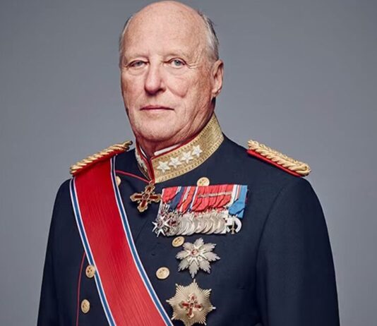 – Hele landets bestefar Kong Harald