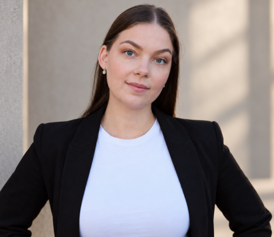 Mange opplever diskriminering i stillhet – nå styrkes tilbudet som skal hjelpe dem Susanne Ulven Børsum
