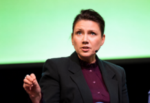 Tros- og livssynssamfunnene ber selv om strengere kontroll