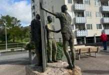 – Dere vil ha ungdom i jobb. Hvordan skal de komme seg hjem?