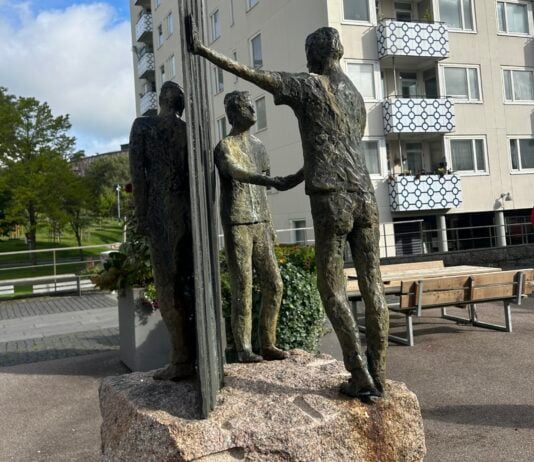 – Dere vil ha ungdom i jobb. Hvordan skal de komme seg hjem?