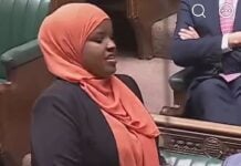 Sagal møtte rasisme på vei til parlamentet – nå har hun avlagt eden med Koranen